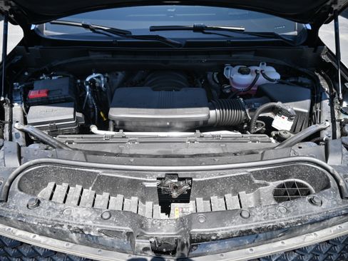 Used 2026 Cadillac Escalade Platinum Sport w/ LPO, ONYX Package image 29