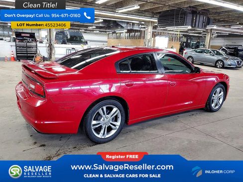 Used 2012 Dodge Charger SXT image 4