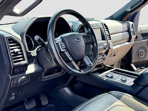 Used 2020 Ford Expedition Limited w/ Equipment Group 302A AWD/4WD image 4