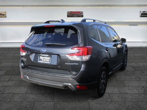 Used 2019 Subaru Forester Premium AWD/4WD image 7
