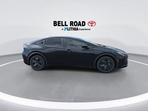 New 2026 Toyota Prius Plug-In Hybrid image 9