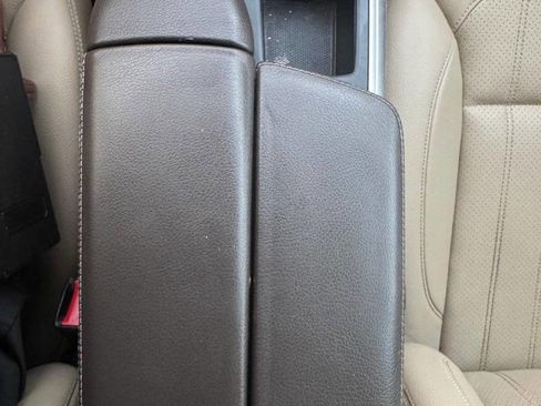 Used 2015 Mercedes-Benz GL 450 4MATIC image 41