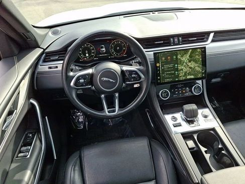 Used 2024 Jaguar F-PACE R-Dynamic S image 14