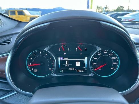 Used 2017 Chevrolet Malibu Premier FWD image 15