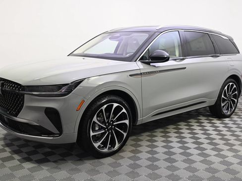 New 2026 Lincoln Nautilus Black Label AWD/4WD image 2