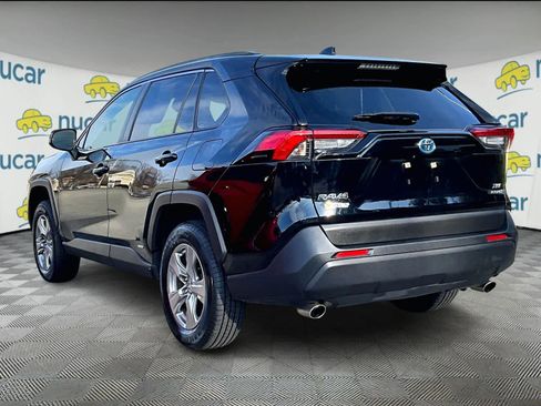 Used 2023 Toyota RAV4 XLE image 4