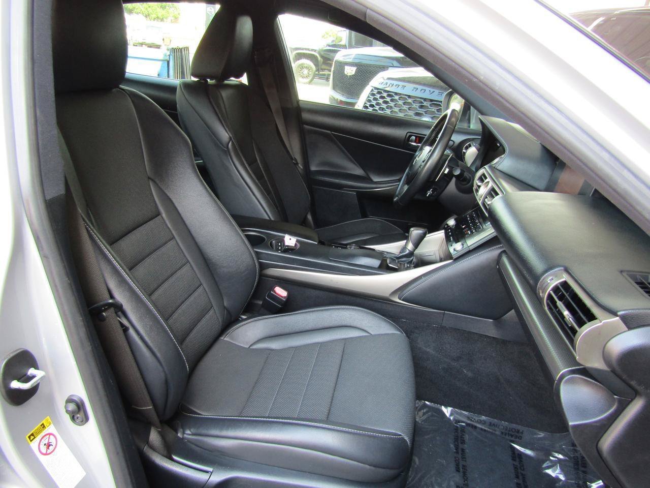 Used 2014 Lexus IS 250 RWD image 12