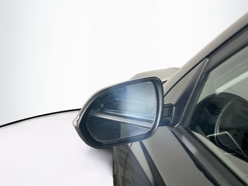 Used 2025 Kia Seltos S image 16