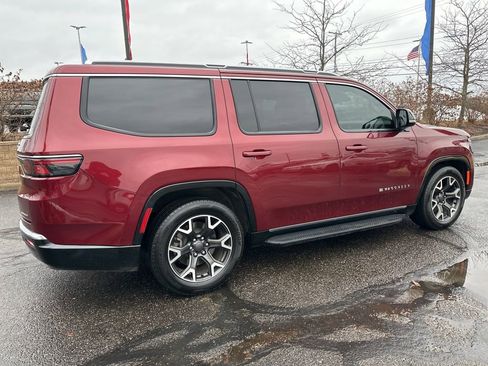 Used 2023 Jeep Wagoneer Series III w/ Preferred Equipment Group image 14