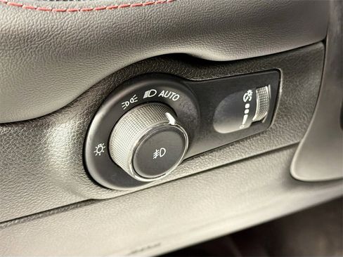 Used 2022 Dodge Durango R/T w/ Trailer Tow Group IV image 10