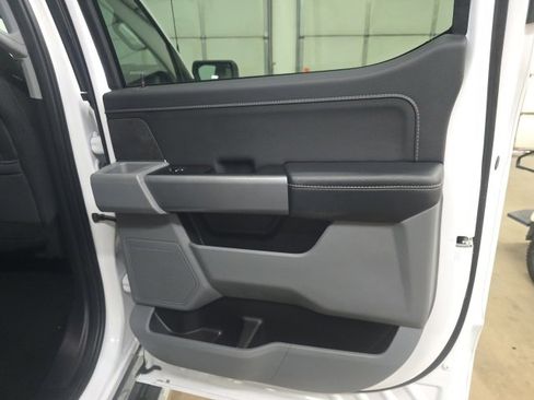 Used 2024 Ford F150 XLT w/ Mobile Office Package image 7