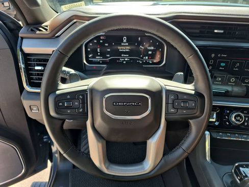 Used 2024 GMC Sierra 1500 Denali w/ Denali Reserve Package AWD/4WD image 23