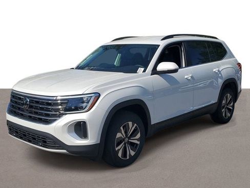 New 2026 Volkswagen Atlas SE FWD image 2