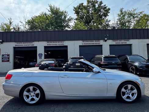 Used 2009 BMW 328i Convertible RWD image 7