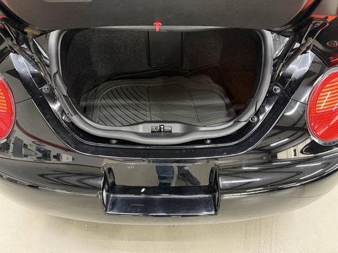 Used 2005 Volkswagen Beetle GLS FWD image 9