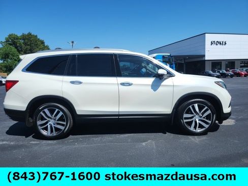 Used 2016 Honda Pilot Touring image 2