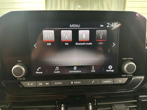Used 2023 Nissan Pathfinder SV w/ Lighting Package (N92) AWD/4WD image 12