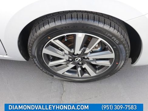 Used 2025 Nissan Versa SV FWD image 25