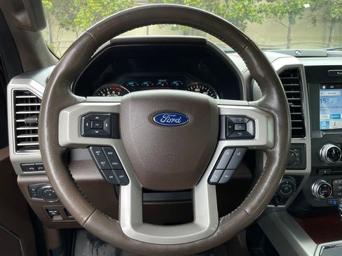 Used 2018 Ford F150 King Ranch w/ Trailer Tow Package AWD/4WD image 15