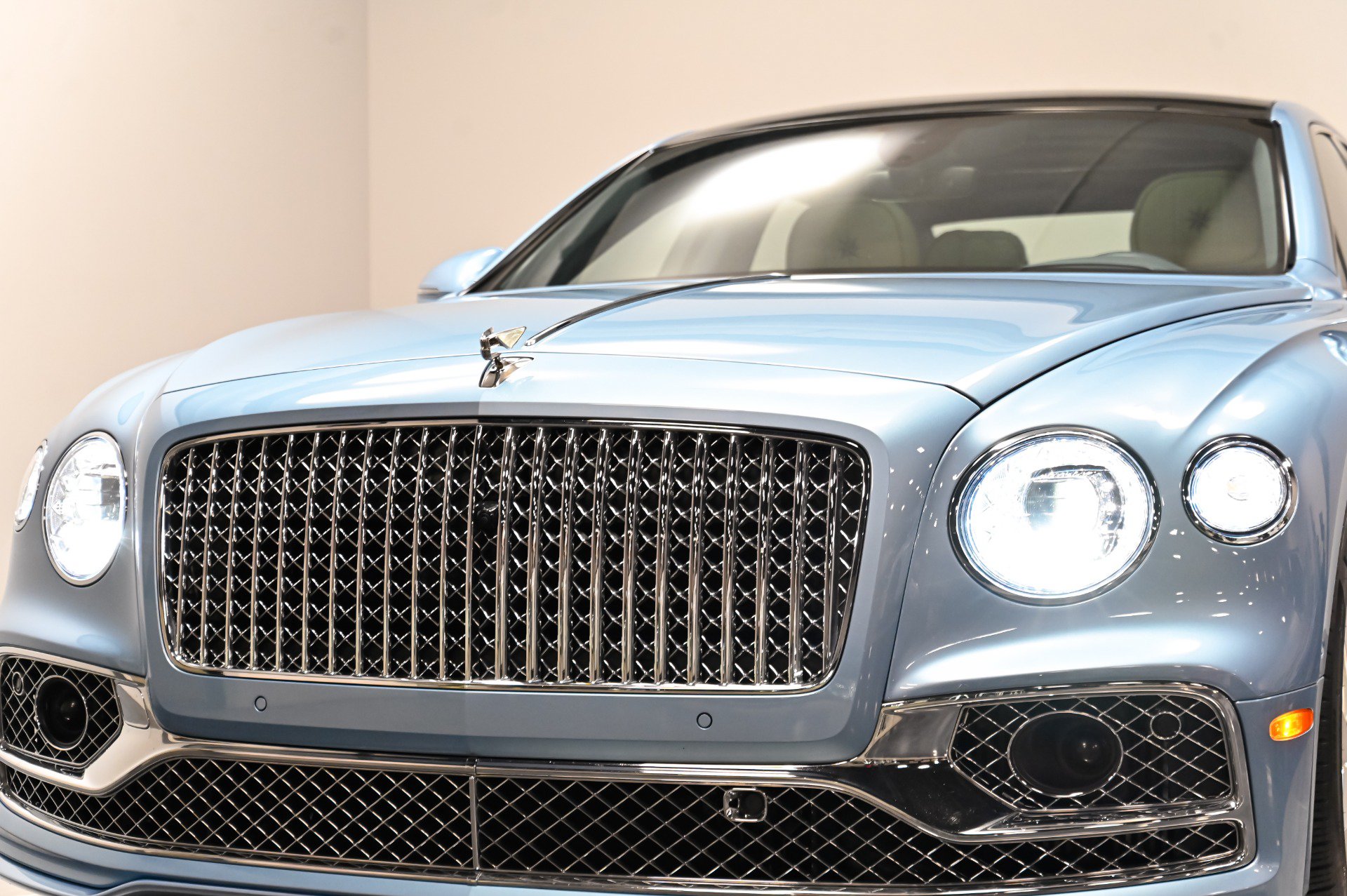 Used 2022 Bentley Flying Spur V8 AWD/4WD image 71