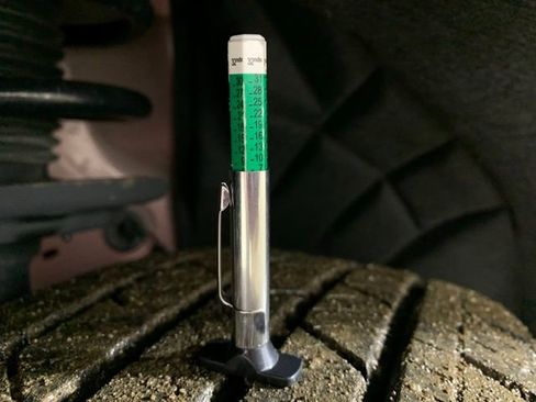 Used 2023 GMC Acadia SLE w/ Driver Convenience Package image 39