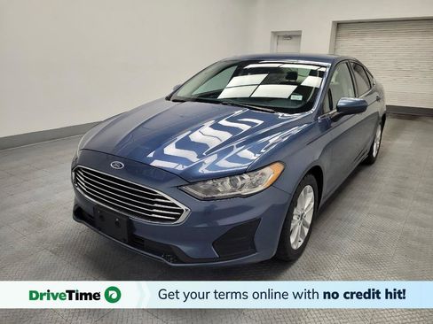Used 2019 Ford Fusion SE image 1