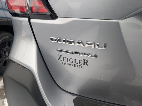 Used 2025 Subaru Outback Premium w/ Popular Package #1A image 4