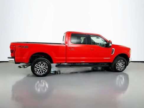 Used 2018 Ford F250 Lariat w/ Lariat Ultimate Package AWD/4WD image 8