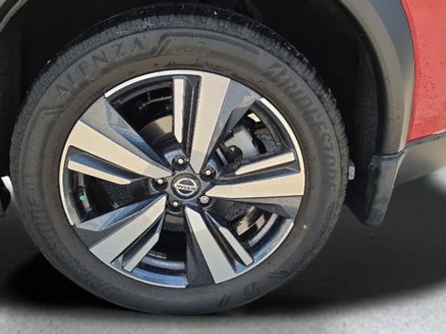 Used 2021 Nissan Rogue SL w/ Premium Package FWD image 19