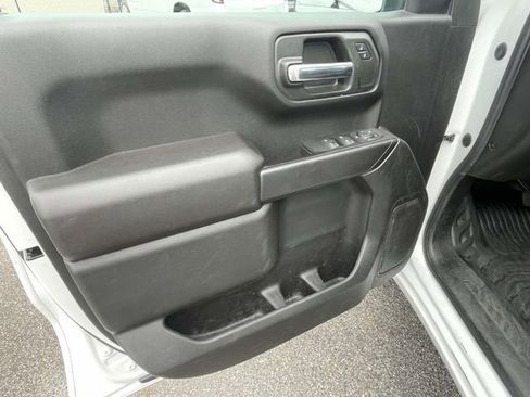 Used 2023 Chevrolet Silverado 1500 W/T w/ Trailering Package AWD/4WD image 17