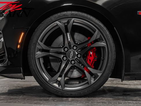 Used 2022 Chevrolet Camaro SS image 19