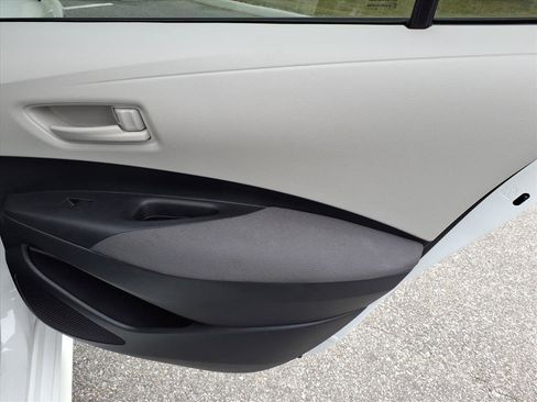 Used 2024 Toyota Corolla LE FWD image 19