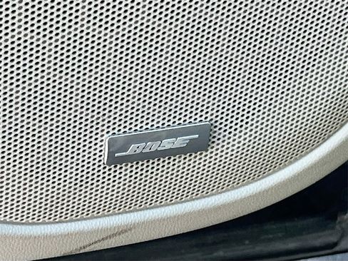 Used 2022 GMC Acadia Denali w/ Denali Ultimate Package image 18