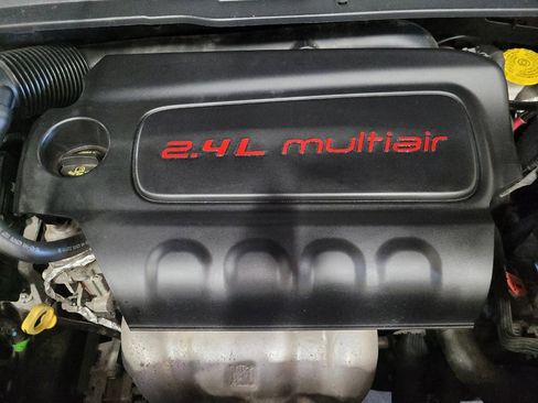Used 2018 Jeep Compass Latitude w/ Cold Weather Group AWD/4WD image 30