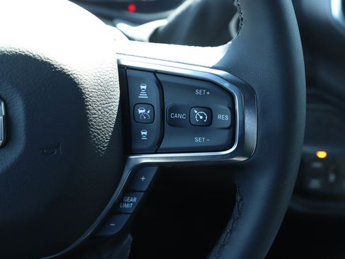 Used 2025 RAM 2500 Laramie w/ Night Edition AWD/4WD image 25