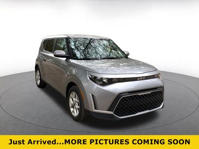 Used 2025 Kia Soul LX w/ LX Technology Package