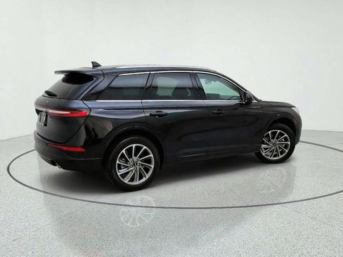Used 2024 Lincoln Corsair Grand Touring AWD/4WD image 8