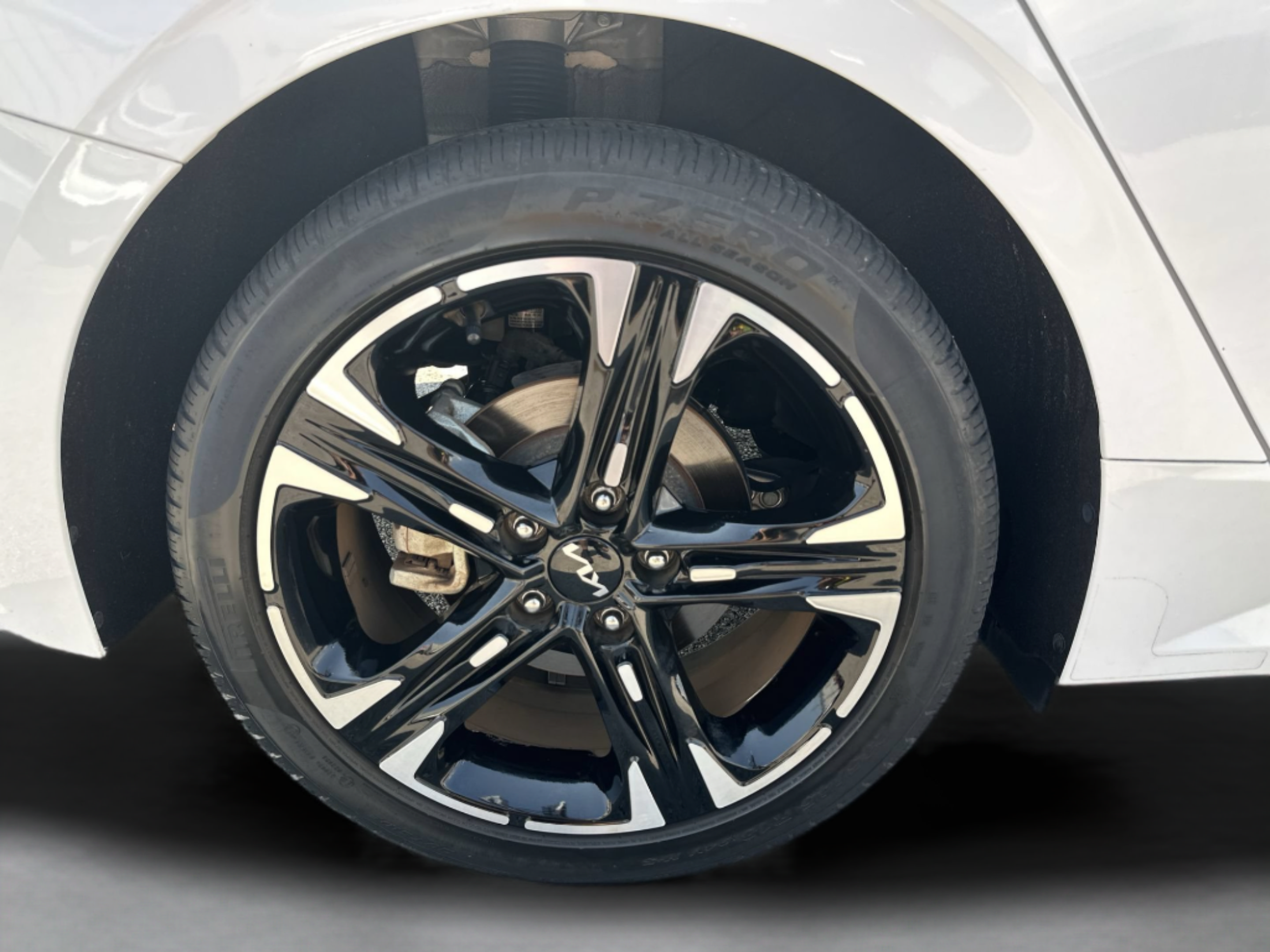 Used 2024 Kia K5 GT-Line w/ GT-Line Premium Package FWD image 18