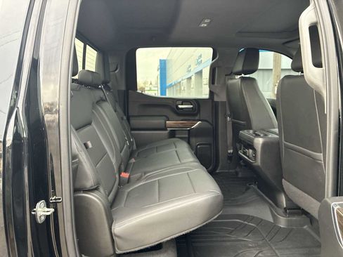 Used 2020 Chevrolet Silverado 1500 LT Trail Boss image 27