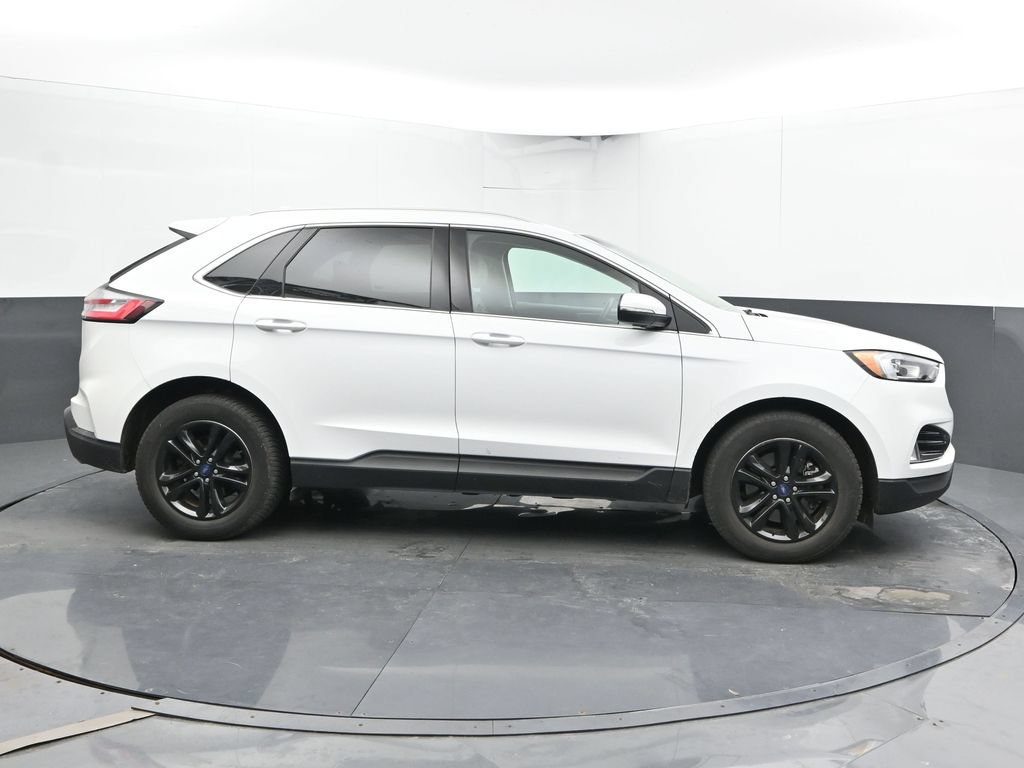 Used 2019 Ford Edge SEL w/ Equipment Group 201A AWD/4WD image 4