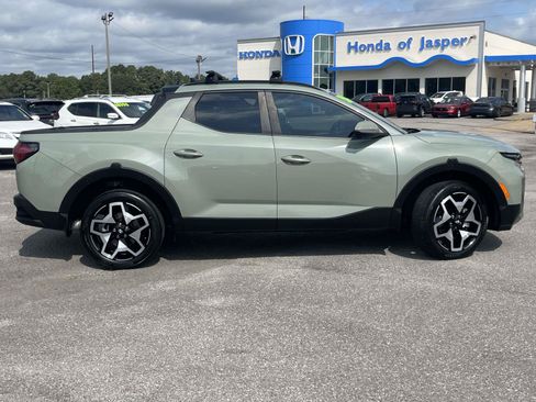 Used 2024 Hyundai Santa Cruz Limited AWD/4WD image 2