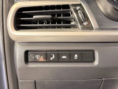 Used 2020 Kia Telluride S w/ S 8 Passenger Seating Package image 15