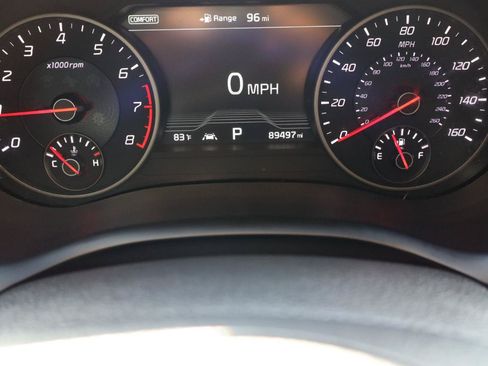Used 2018 Kia Stinger Premium RWD image 15