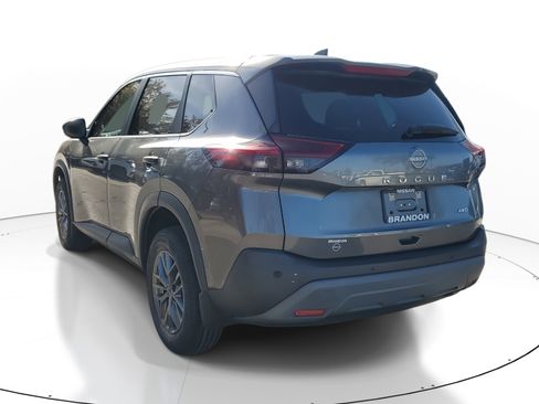 Certified 2023 Nissan Rogue S image 5