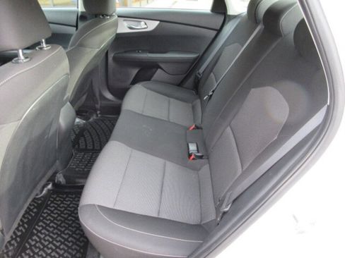 Used 2024 Kia Forte LXS image 11