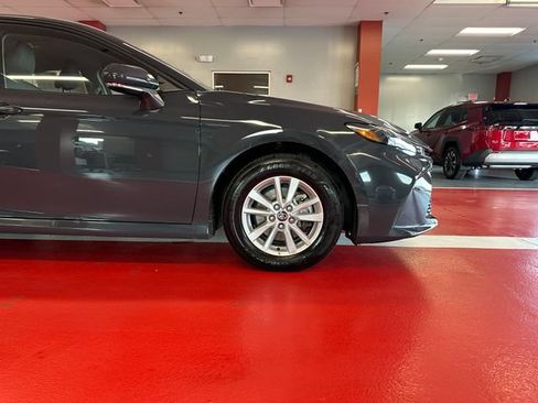 Used 2025 Toyota Camry LE w/ Convenience Package AWD/4WD image 30