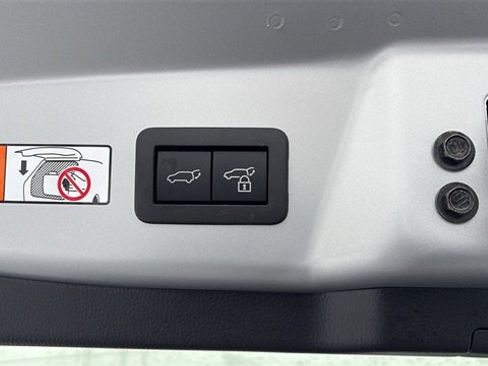 New 2026 Toyota Prius Plug-In Hybrid image 26