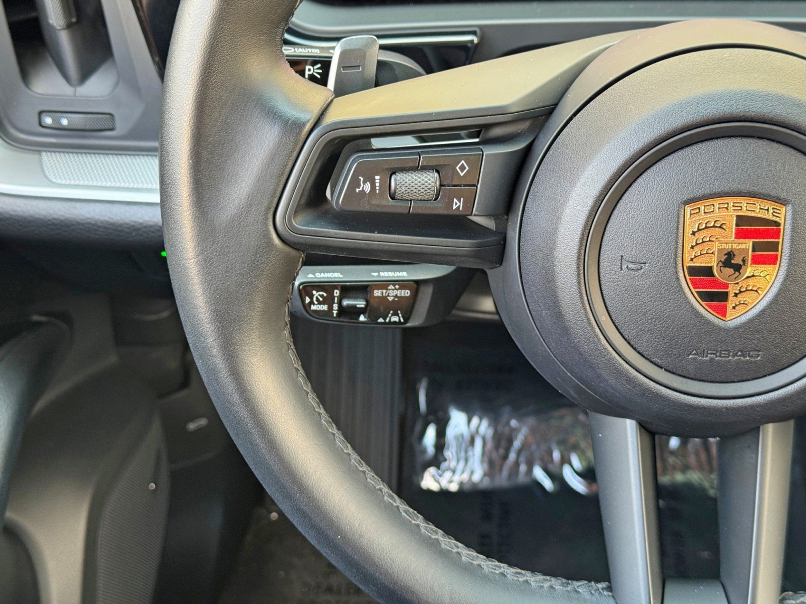 Used 2024 Porsche Cayenne S w/ Premium Package AWD/4WD image 23