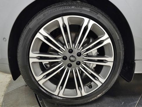 Used 2025 Land Rover Range Rover Sport Dynamic SE AWD/4WD image 13
