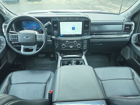 Used 2023 Ford F250 Lariat w/ Lariat Ultimate Package AWD/4WD image 16
